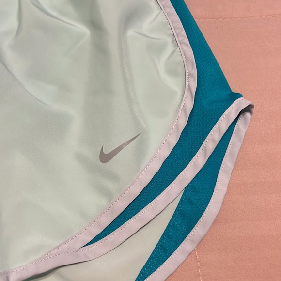 Women’s Nike Shorts Blue Small - Picture 2 of 6